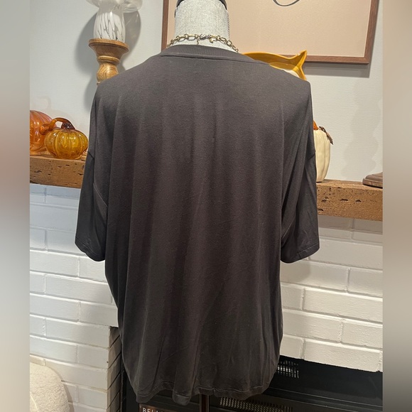 💀Skeleton top!💀 - Picture 4 of 8